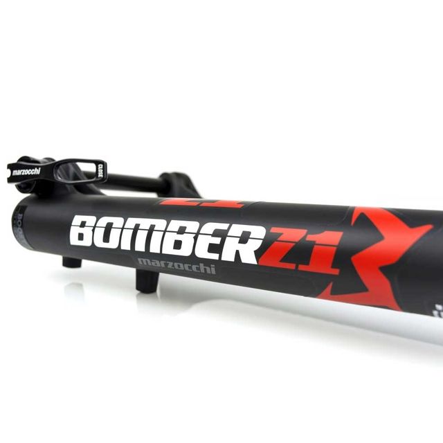 Marzocchi Bomber Z2 29 140 mm Rail joustokeula 2020
